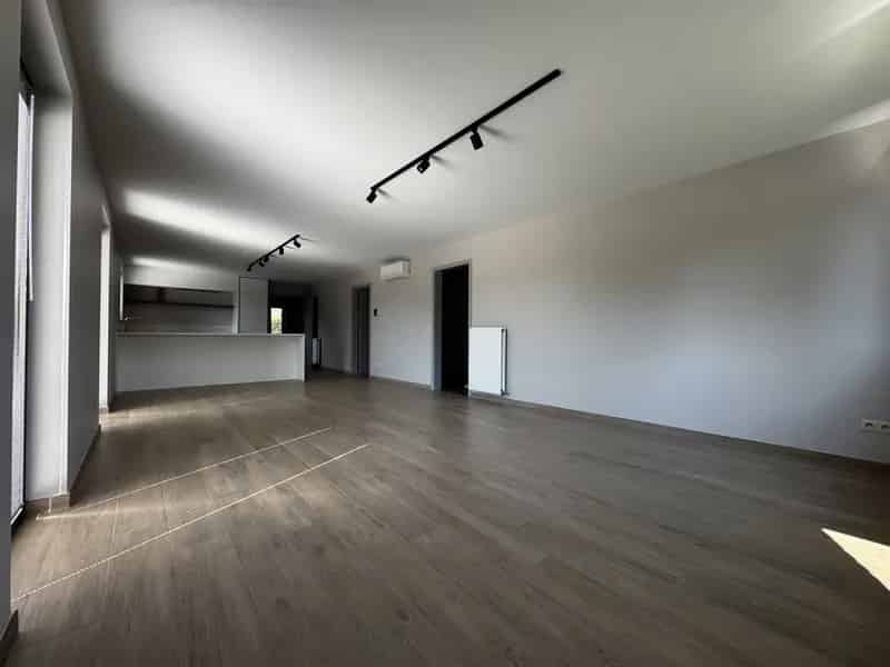 Gelijkvloers Appartement 2 Slaapkamers Terras Garage Kasterlee