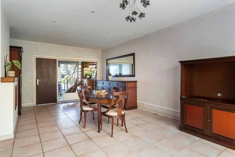 Ruime en rustig gelegen woning met tuin
