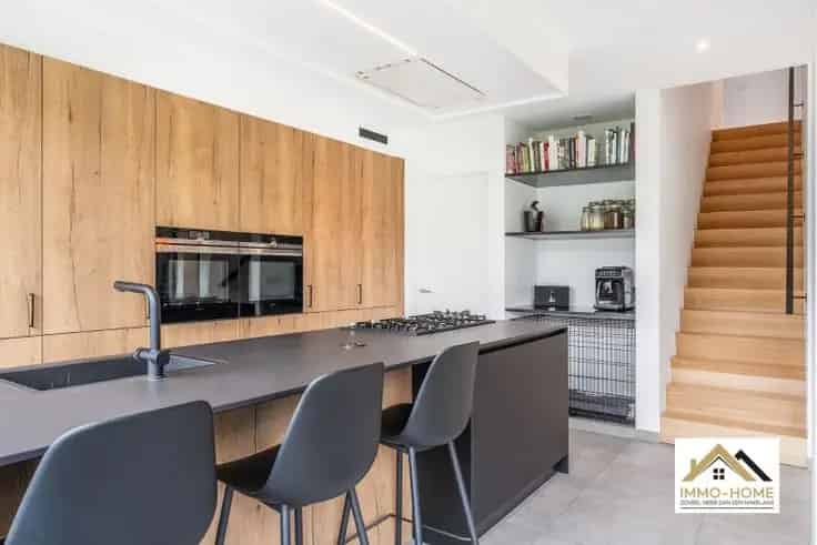 Vrijstaande woning te koop in rustige straat