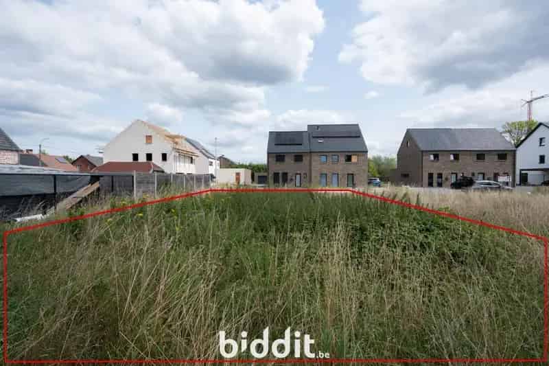 BOUWGROND VOOR OPEN BEBOUWING (8a 1ca)