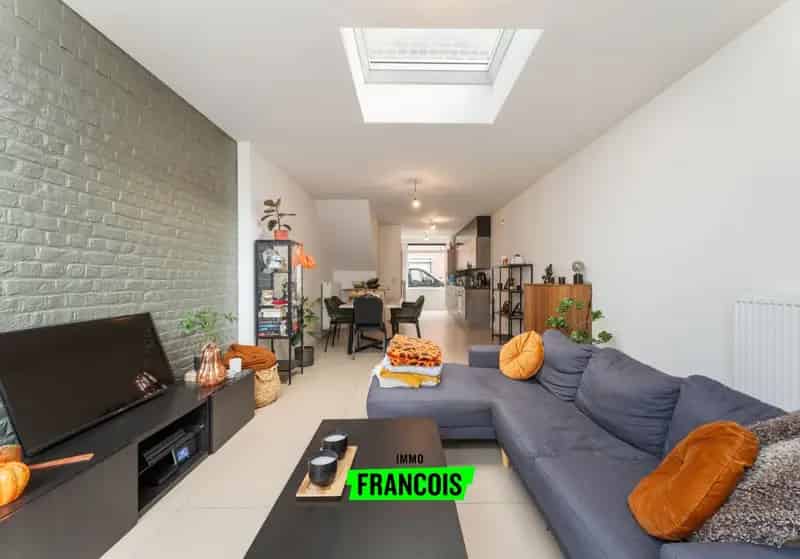 Centraal gelegen instapklare woning te huur