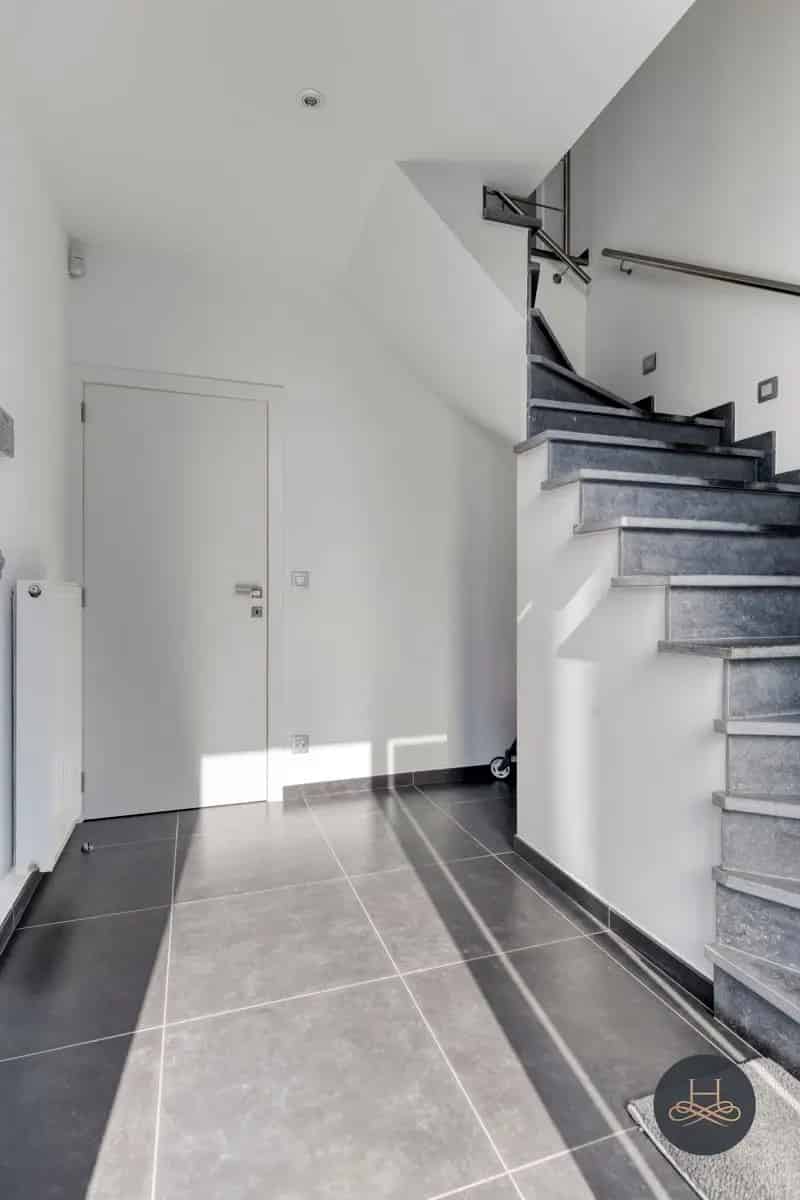 Hyperuitgeruste woning & broodjeszaak te Begijnendijk