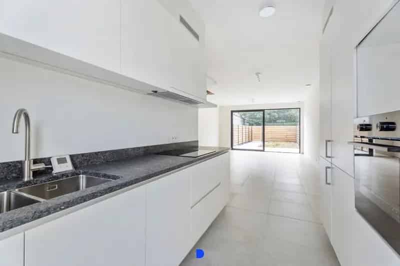 Prachtige nieuwbouwwoning in het centrum van Oostnieuwkerke