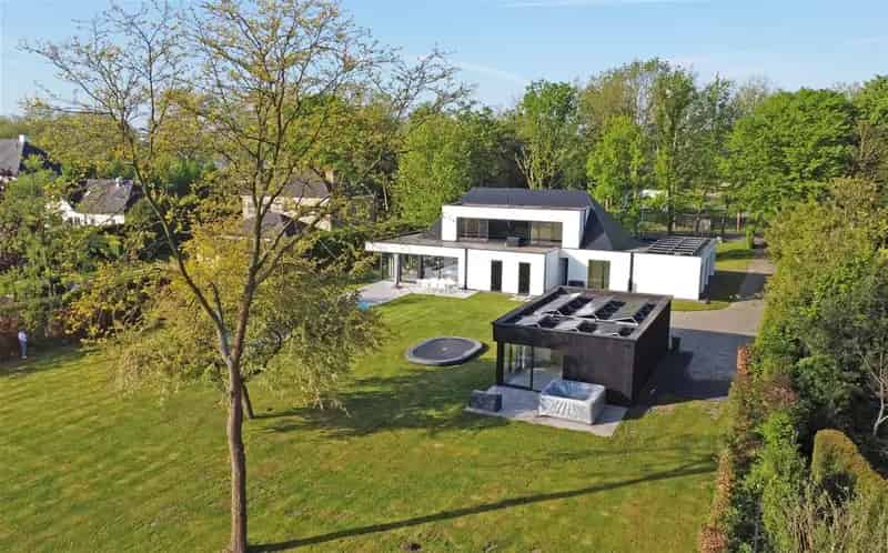 Energiezuinige instapklare villa op toplocatie.