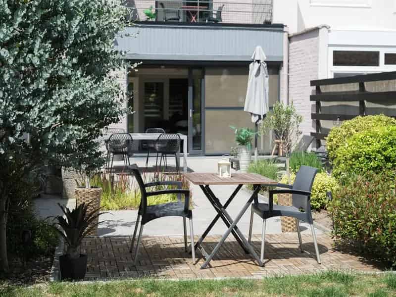 Ruime woning met karkater en zonnige tuin