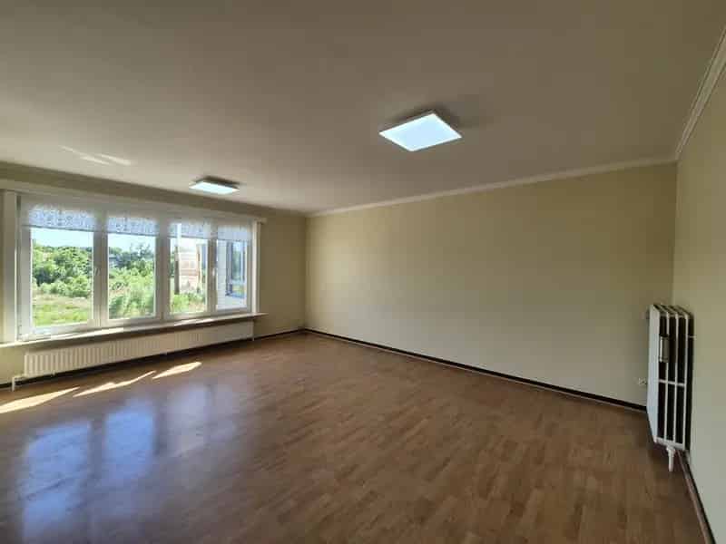 Appartement te huur met garage en 2 slaapkamers