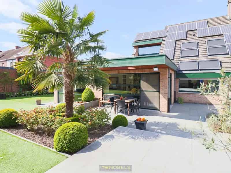 Ruime gezinswoning te Oudenaarde met garage en tuin