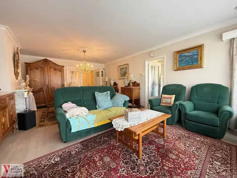 Appartement met open pleinzicht