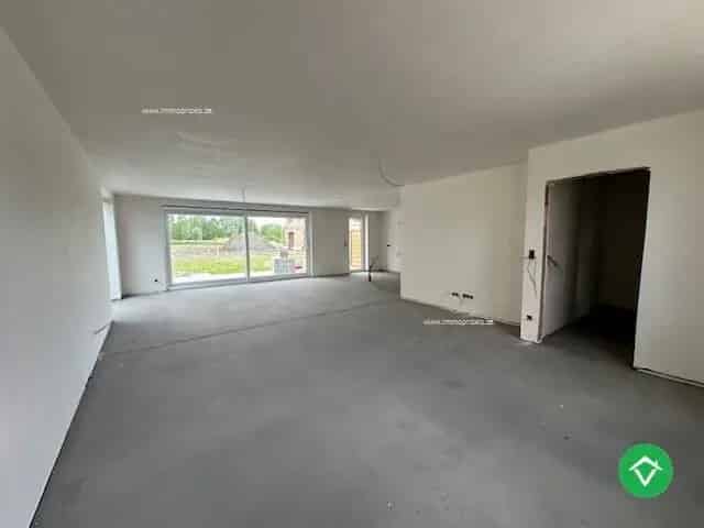 Nieuwbouw woning te huur in Moere