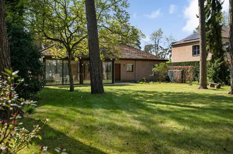 Huis te huur in 's-Gravenwezel: 3 slaapkamers, grote tuin en garage