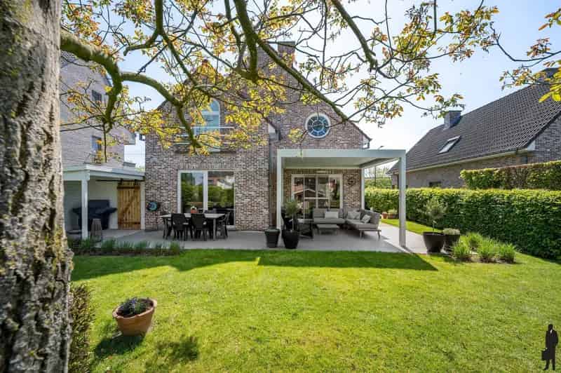 Huis te huur 225m² 3 slaapkamers garage tuin