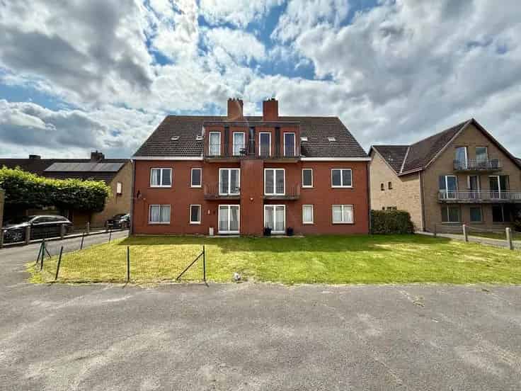 Appartementsblok Te Koop Assebroek 6 Appartementen 8 Garages