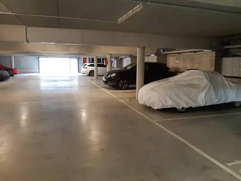 Garage te koop
