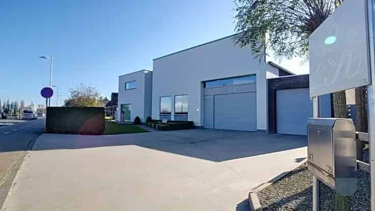 Huis Te Koop met Loods Luxe Woning Appartement