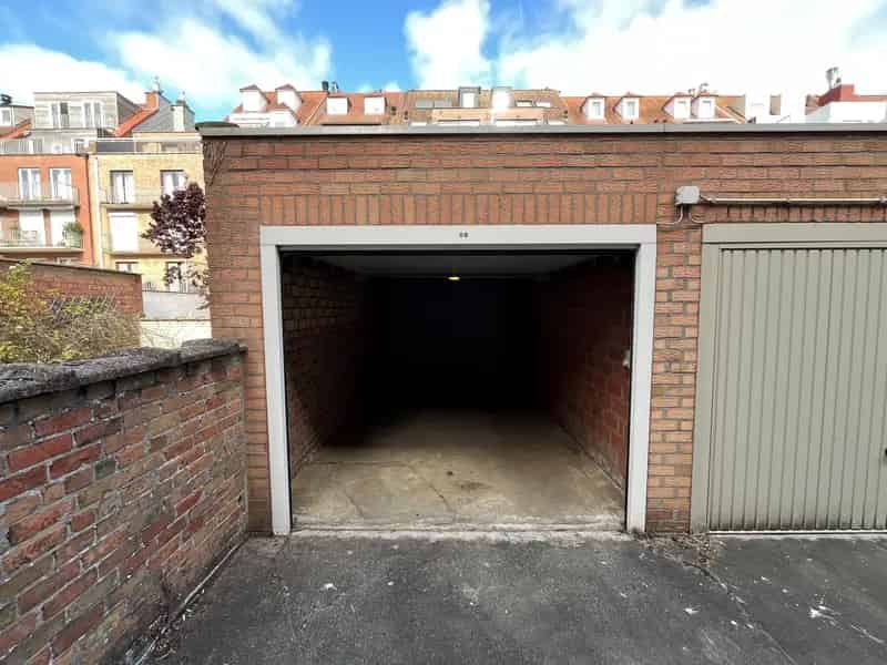 Garagebox Koningslaan 6m x 29m