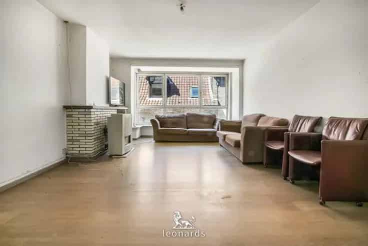 Appartementsgebouw te koop Wervik: 2 appartementen, tuin en garages