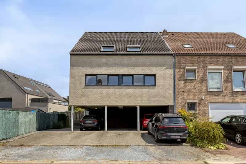 Duplex Appartement 3 slaapkamers Hasselt Kuringen