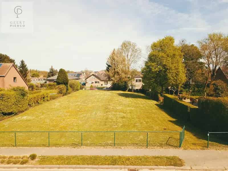 Bouwgrond te Walshoutem