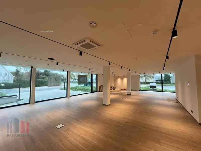 Nieuwbouw kantoorruimte te huur in Denen Lochristi
