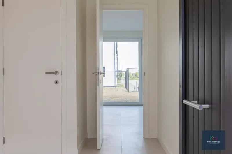 Kwalitatieve Lalys nieuwbouwwoning met tuin en parkeerplaats