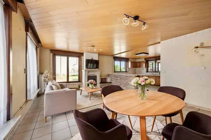 Landelijke woning met 4 slaapkamers, garage en fenomenaal zicht in Passendale