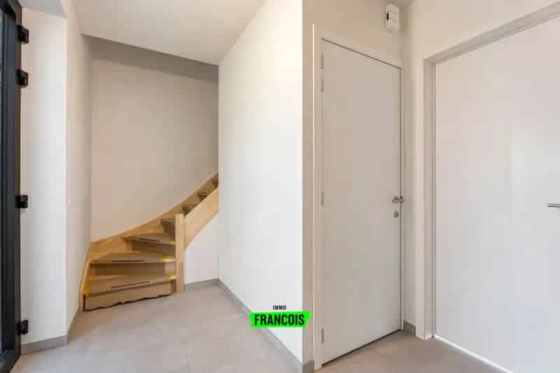 Nieuwbouw Halfopen Woning Poperinge 360m² 3 slaapkamers
