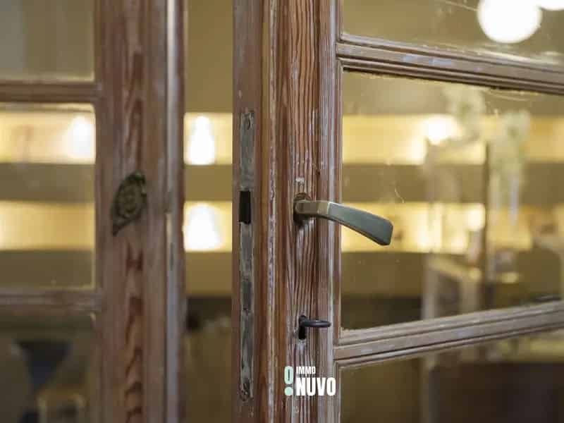 Exclusief herenhuis met handelspand op toplocatie te Aalst