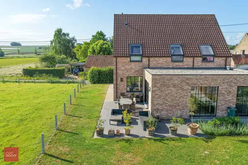 Huis te huur Wannegem: Landelijke villa met 4 slaapkamers