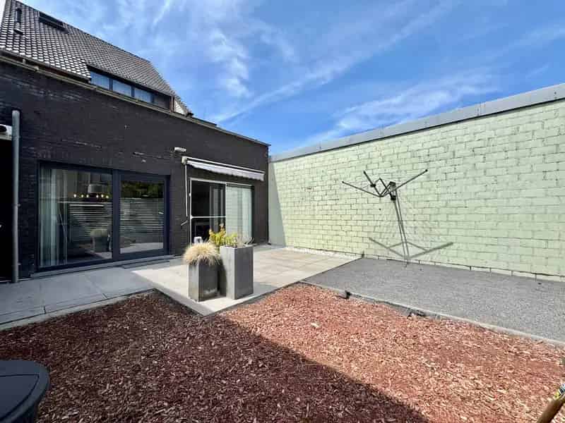 Appartement te huur Zelzate: 1 slaapkamer, tuin, instapklaar