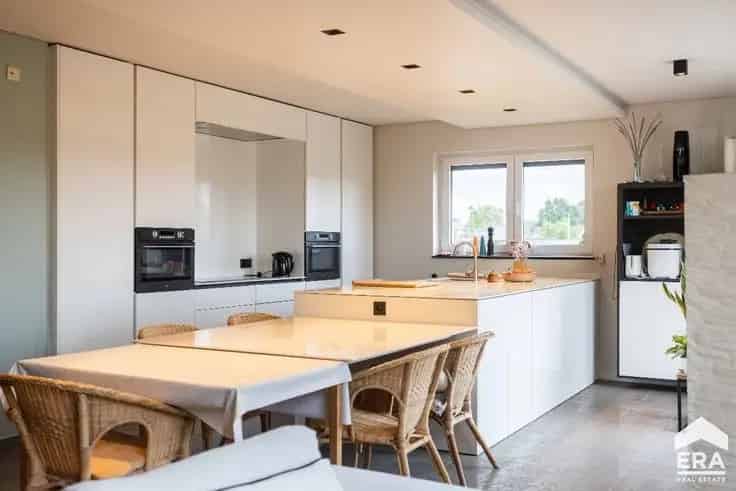 Duplex Te Koop