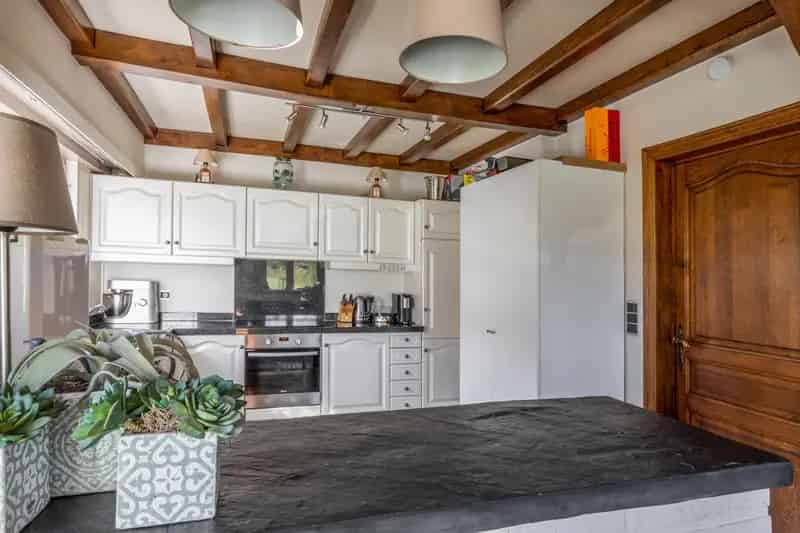 Woning met tuin te huur op goede locatie nabij het centrum van Sint-Antonius.