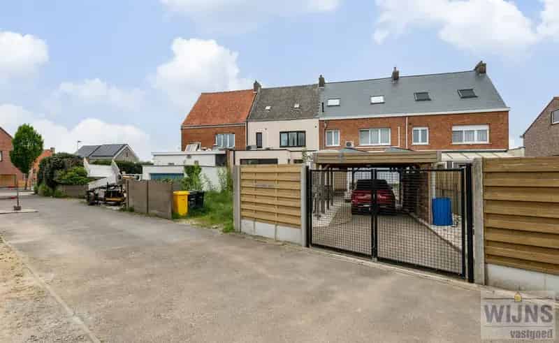 Goed onderhouden, gezellige woning in rustige straat in Berlaar!