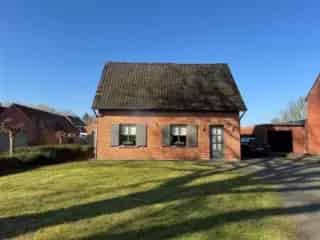 Huis te koop Mol - Landelijke woning met tuin nabij centrum
