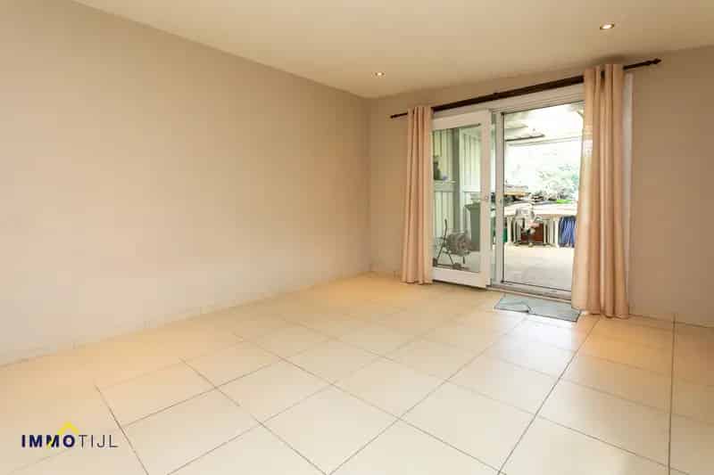 Ruime woonst, 3 kamers te Baasrode!