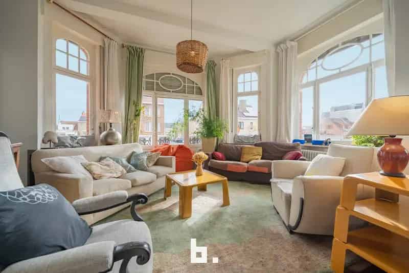 Huis te huur Raversijde:  Luxe Vakantiehuis Nabij Strand