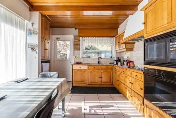 Huis Te Koop Klerken Ruime Woning