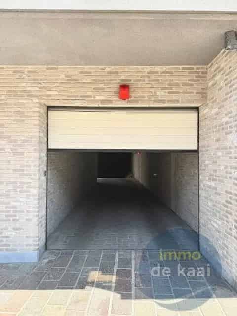 Garage te Huur
