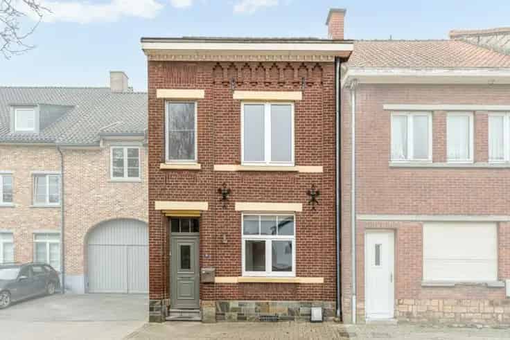 Huis Te Koop Zussen 5 slaapkamers gerenoveerd