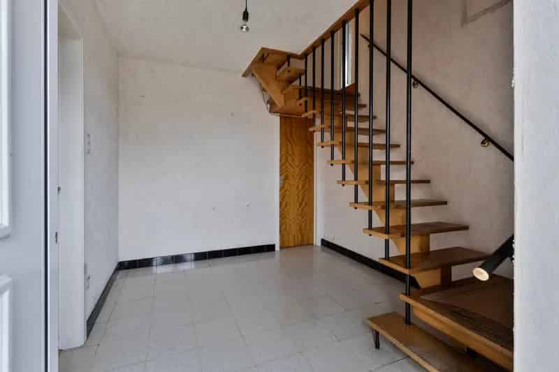 immo DAVID stelt voor: ruime en lichtrijke 3-gevelwoning