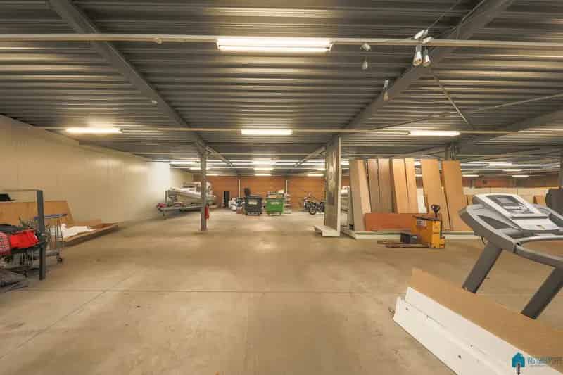 MAGAZIJN/ATELIER/AMBACHT te huur