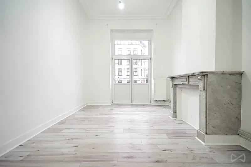 Appartementsgebouw met twee slaapkamers in Saint-gilles