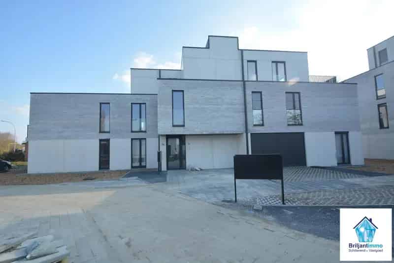 Nieuwbouw Appartement Lint Tuin 2 Staanplaatsen