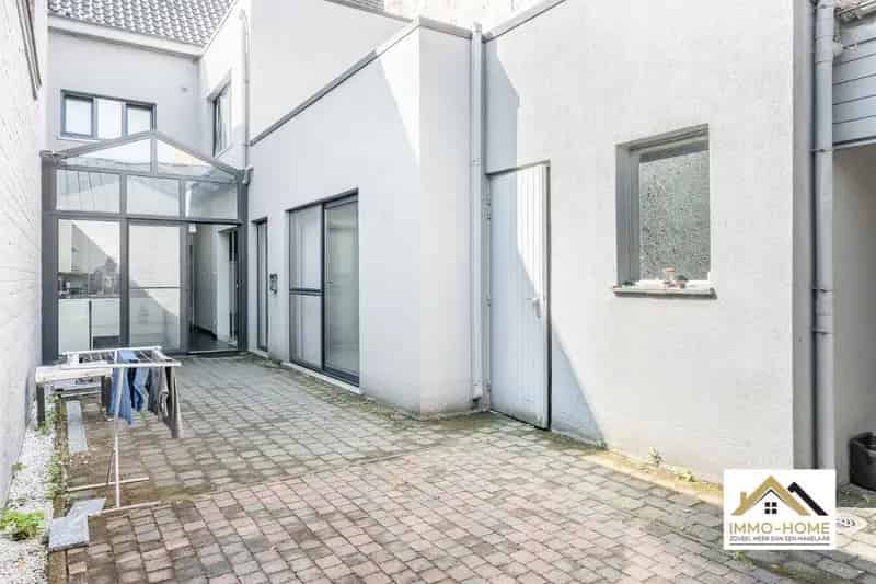 Mooi gerenoveerd kantoor op toplocatie