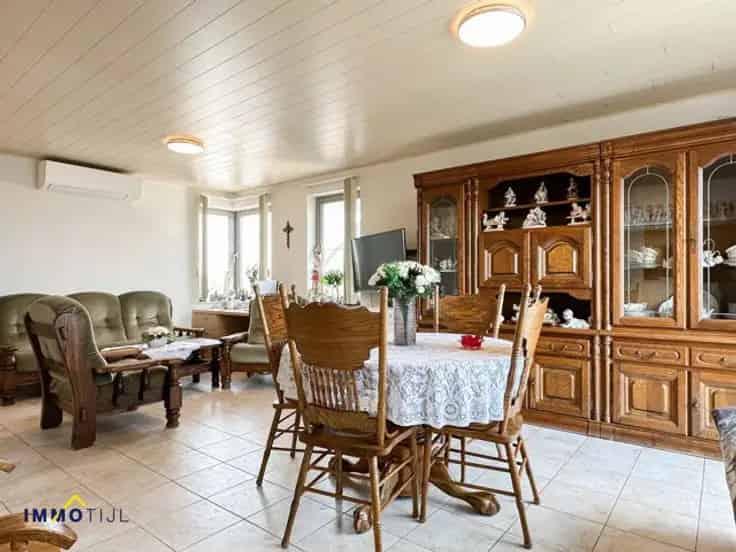 Appartement Te Koop Haaltert - Instapklaar met Terras en Garage