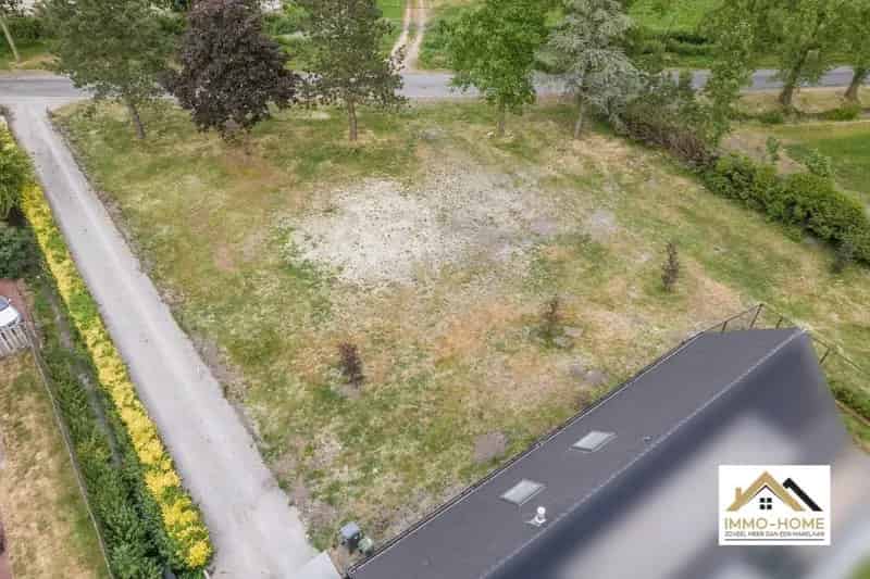 Bouwgrond in landelijke omgeving!