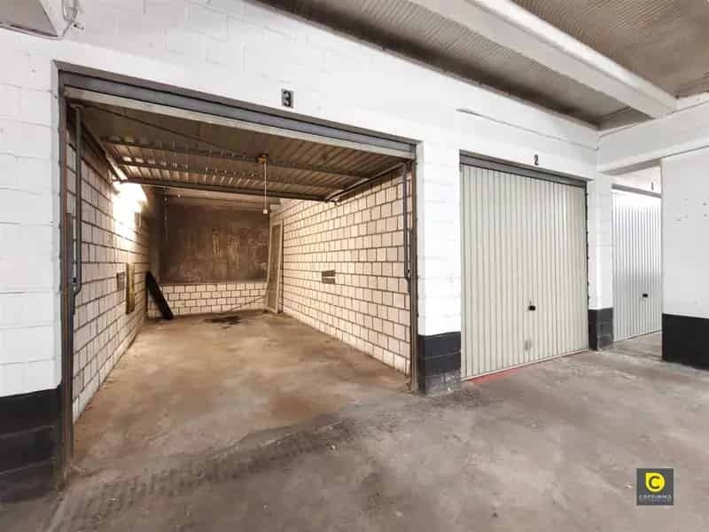 Garage te koop