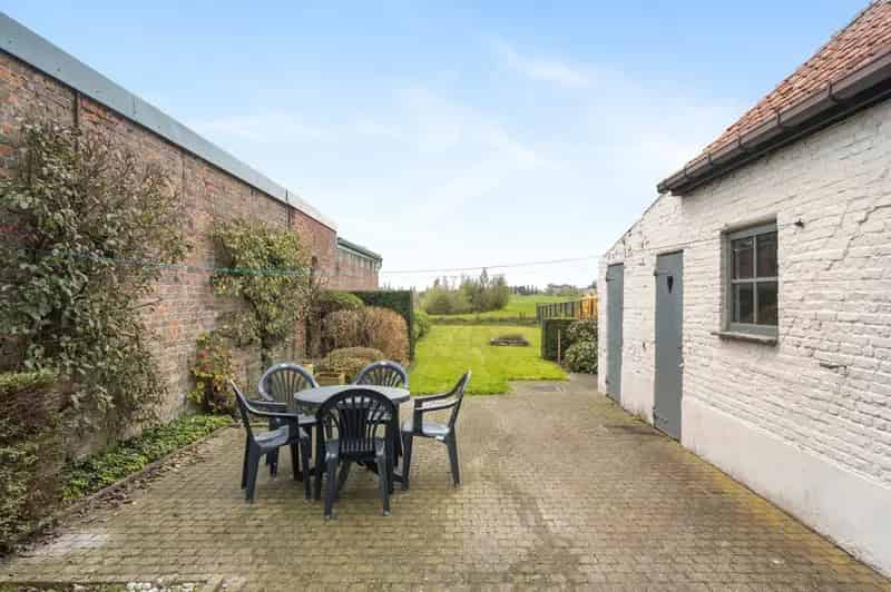 Huis te koop 6 slaapkamers grote tuin