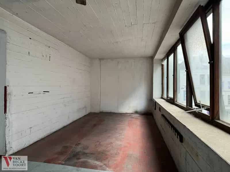 Garage te koop
