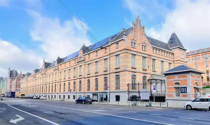 HÔTEL DES DOUANES: vanaf 2.200m²