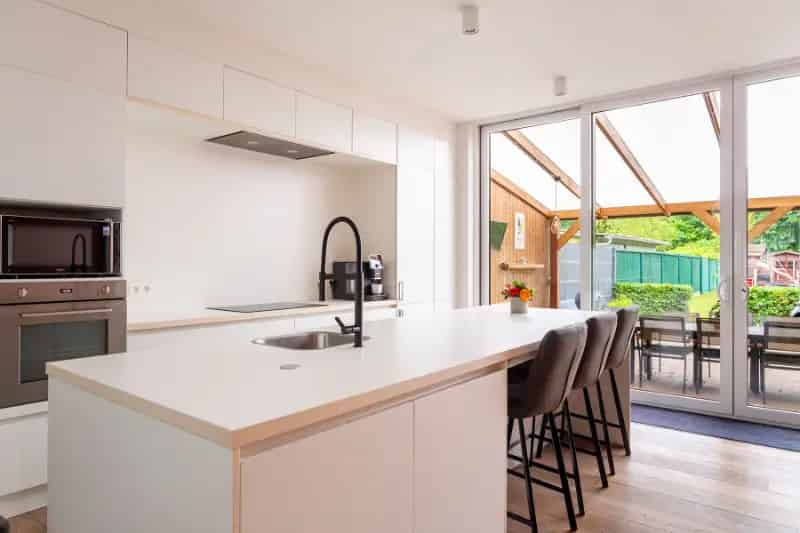 Huis te Koop Ruime Instapklare Woning met Tuin